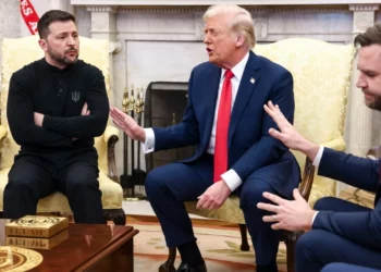“Nuk respektoi Amerikën”, Trump ‘përzë’ Zelenskyn nga Shtëpia e Bardhë: Kthehu kur të jesh gati për paqe