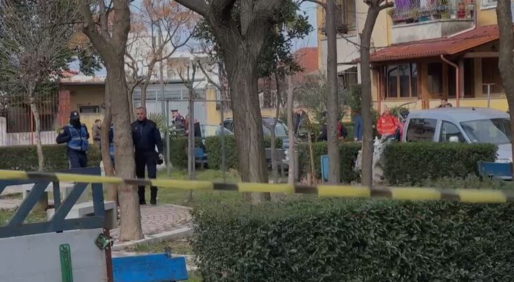 Të shtëna me armë zjarri në Shkodër, djali qëllon të dashurën e më pas vret veten