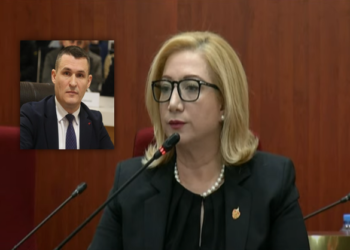 Anëtarët e ‘Kushtetueses’ nën përgjim nga SPAK? Zaçaj: Po pres përgjigje nga Dumani…