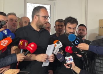 Tragjedia e Koçanit/ Ministri i Brendshëm maqedonas: 15 persona ndodhen në polici