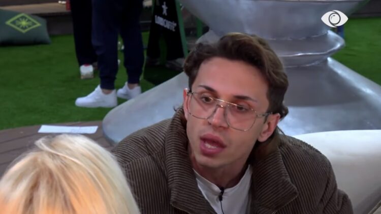 “Kujdes mikun!”/Vserlo dhe Shkëlzeni përplasen përsëri me njëri tjetrin