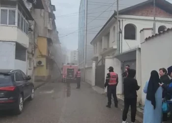 Elbasan/ Përfshihet nga flakët banesa, shkak dyshohet një ngrohëse e harruar ndezur