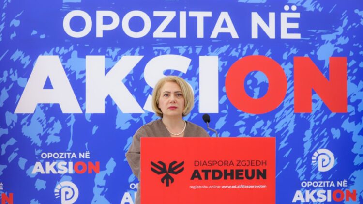 “Skandali i korrupsionit te ‘Sportet’”/ PD: Dekani biznesmen braktis punën për vite me radhë, Rektori i jep rrogën