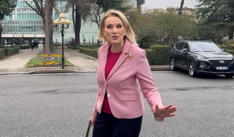 Rama e vendosi në listën e hapur, Kodheli: Kështu e kam jetën, me sfida