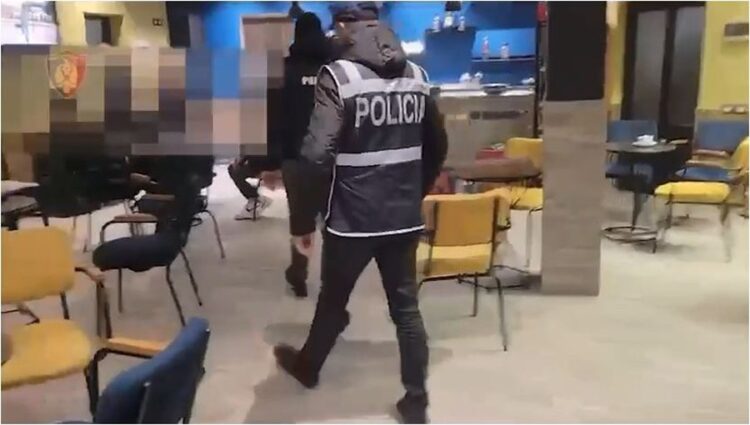 Aksion masiv kundër lojërave të fatit në Korçë, disa të shoqëruar