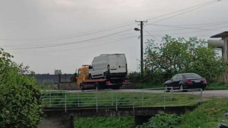 Detaje nga grabitja në Lushnjë: Si ranë në kanal hajdutët, braktisën kasafortën me para dhe…