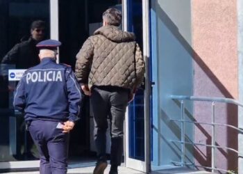 Ndodhet në “arrest shtëpie” për dosjen ‘Veliaj’, biznesmeni Elman Abule paraqitet në SPAK