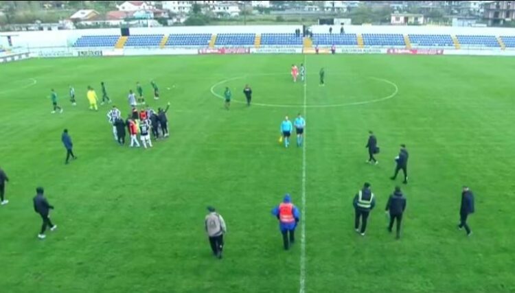 Superioria/ Laçi dhe Egnatia ndajnë pikët