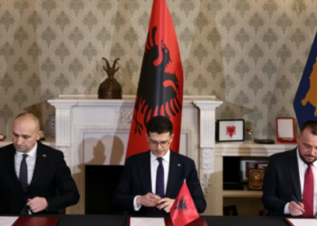 REL: Çfarë përmban deklarata për bashkëpunim ushtarak mes Kosovës, Shqipërisë dhe Kroacisë?