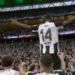 Newcastle fiton trofeun e parë pas 70 vitesh pritjeje, mposhtin Liverpool në finalen e EFL Cup (video)