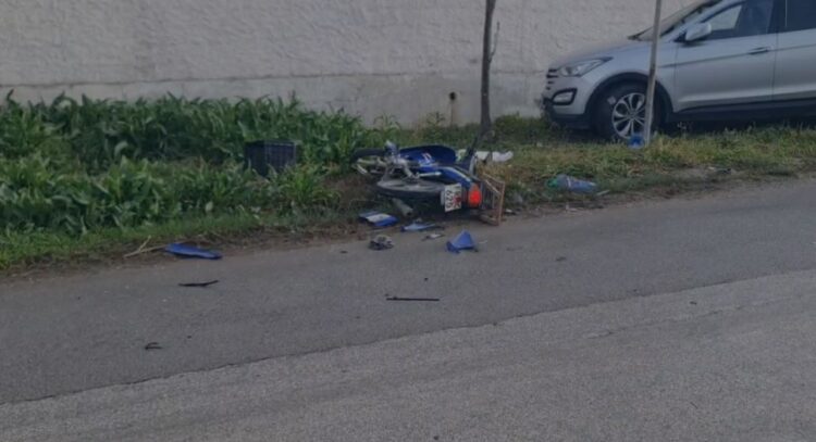 Aksident në aksin Fier-Libofshë, motori përplaset me automjetin, plagoset drejtuesi