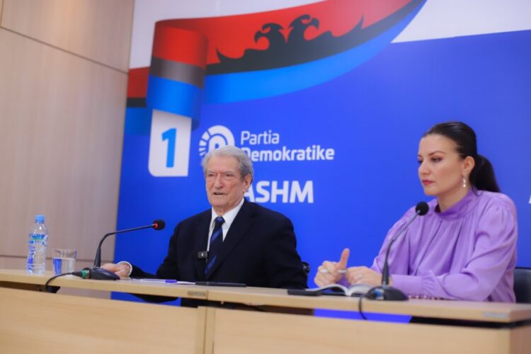 Berisha premton uljen e TVSH-së, karburantin dhe energjisë: Ja plani për uljen e çmimeve të banesave