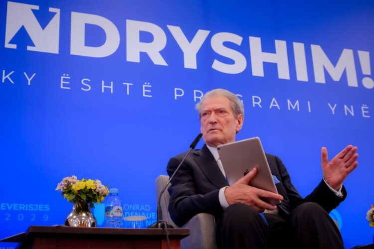 Berisha prezanton projektet: Këta nuk kanë plan për rrugë dhe aeroporte, por si të vjedhin