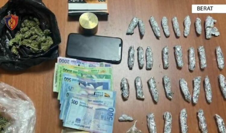 Shiste drogë në qytetin e Beratit, arrestohet 24-vjeçari (Emri)