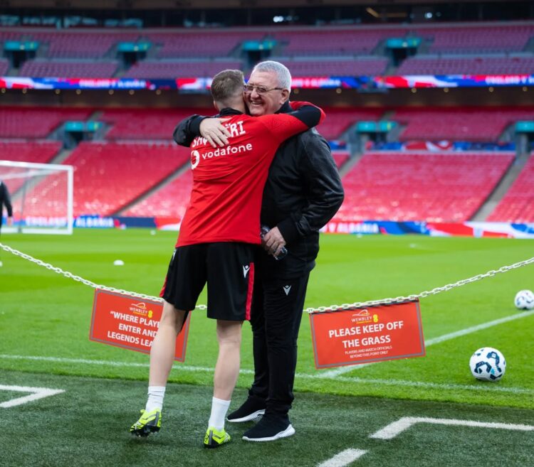 “Kombëtarja jonë ka cilësi dhe zemër”, Armand Duka para sfidës me Anglinë: Të realizojmë një ëndërr!