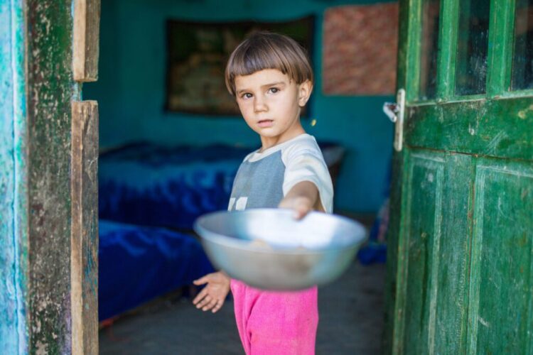 Shqipëria me nivelin më të lartë të fëmijëve nën 6 vjeç në rrezik të varfërisë në Europë