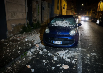 Tërmet i fortë në Napoli, banorët e kalojnë natën jashtë