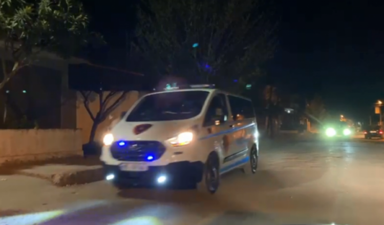 56-vjeçari nga Lushnja “shtiret” si vajzë e re dhe kërkon foto intime në rrjetet sociale