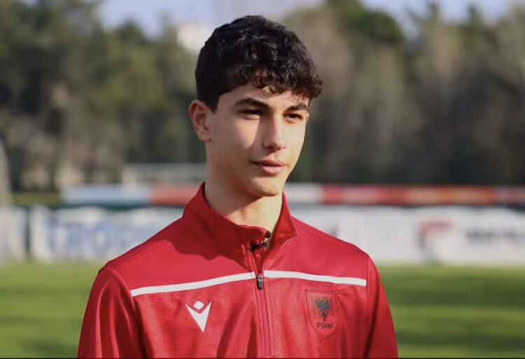 Vetëm 17-vjeç, sulmuesi shqiptar grumbullohet nga ekipi i Seria A