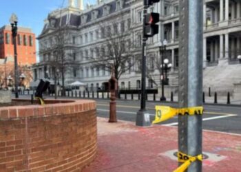 Qëllohet me armë nga Shërbimi Sekret një person pranë Shtëpisë së Bardhë