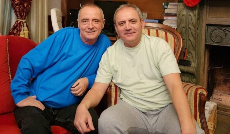 Ndarja nga jeta e gazetarit, reagon zemërthyer vëllai i tij Enkel Demi: Saimiri iku tek Hyji