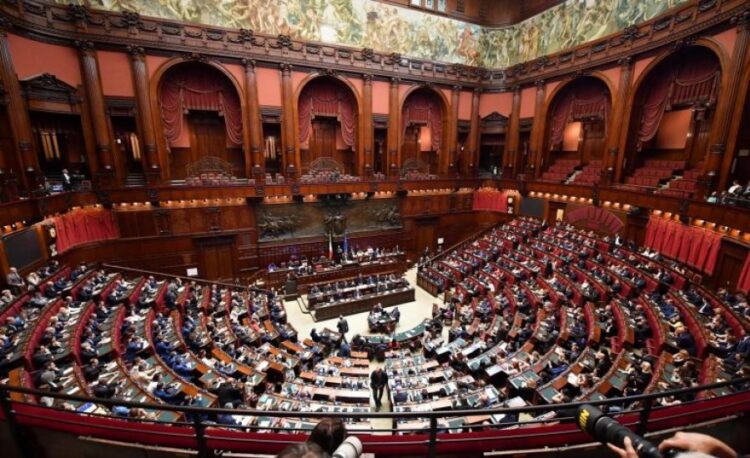 Senati italian miraton marrëveshjen për pensionet me Shqipërinë, përfitojnë rreth 500 mijë shqiptarë