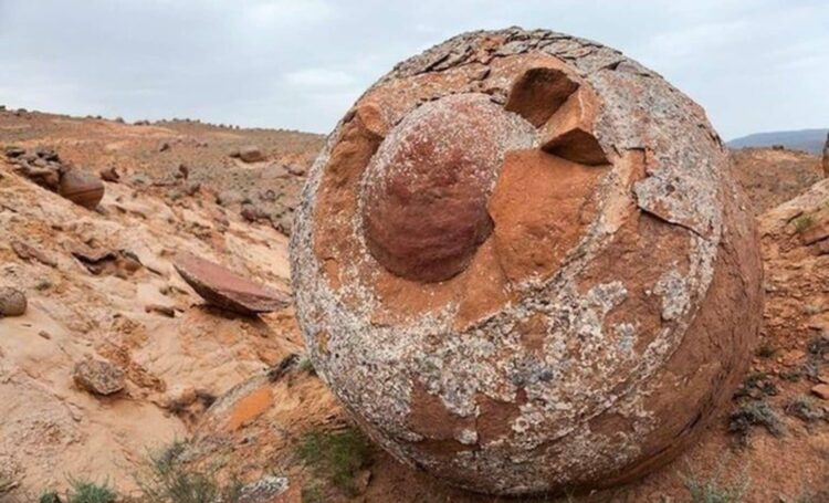 Sferat misterioze prej guri në Kazakistan/ A janë ato dëshmi të një qytetërimi të lashtë?