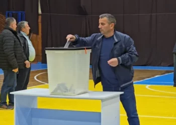 Primaret e PD-së/ Përfundon numërimi i votave në Durrës dhe Fier
