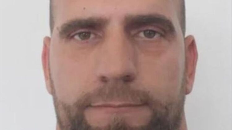 Plagosi me armë 3 persona, dënohet me 32 vite burg shqiptari në Greqi