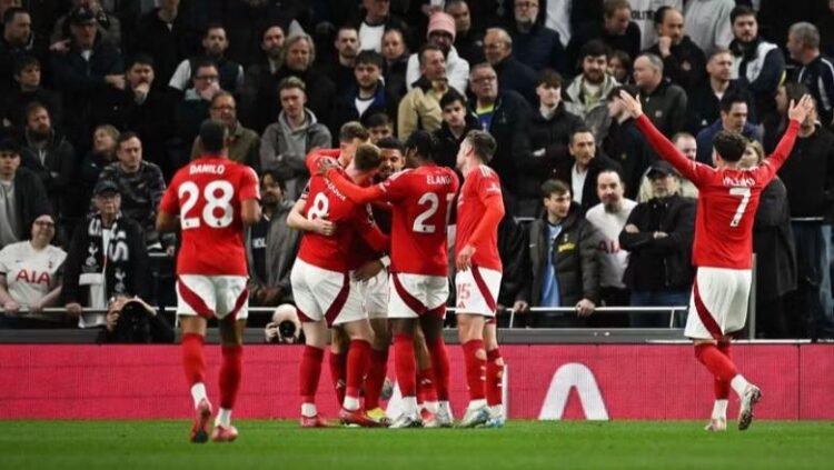 Premier League/ Nottingham mund Tottenham-in dhe merr vendin e tretë