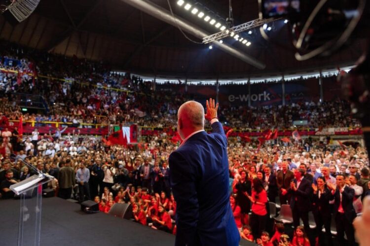 Kush i jep paratë? Rama fushatë të financuar nga ‘palë të treta’ me diasporën