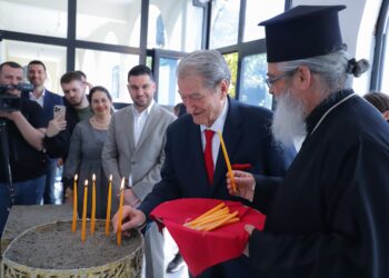 Pashkët/ Berisha: Dyfishojmë fondet për komunitetet fetare dhe zgjidhim çështjen e pronave