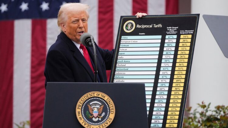 Hyjnë në fuqi tarifat amerikane prej 10% për importet