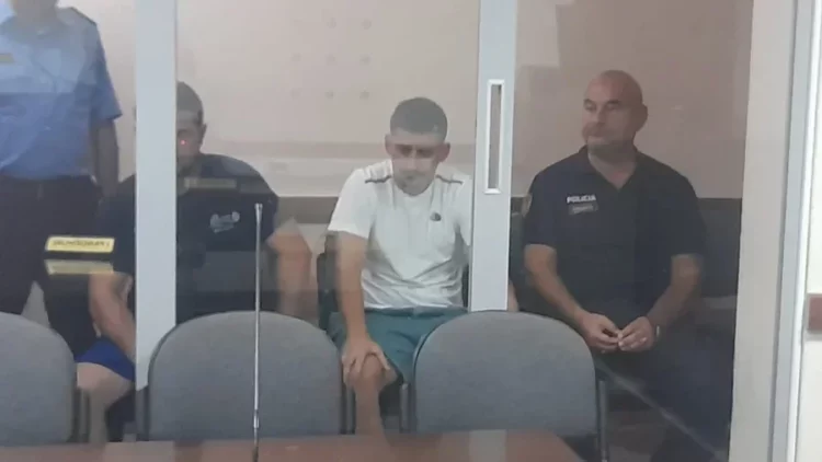 Vrau me thikë Amarildo Hoxhallarin pasi i ngacmoi të fejuarën, prokuroria mbyll hetimet për Darment Kelin