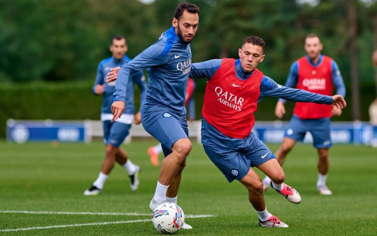 Asllani parakalon Fratezin në hierarkitë e Interit, Inzagi i beson vend titullari kundër Parmës