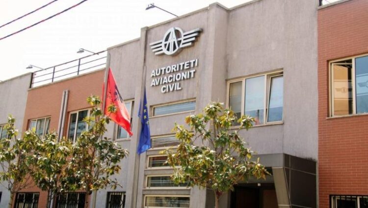 Greva 24 orëshe në Greqi, Aviacioni Civil: Më 9 prill, anulohen fluturimet për dhe nga aeroportet greke