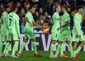 Kounde dhe Lewandowski nuk përballojnë ndeshjet, Barcelona nis punën për zëvendësuesit