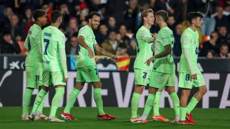 Kounde dhe Lewandowski nuk përballojnë ndeshjet, Barcelona nis punën për zëvendësuesit