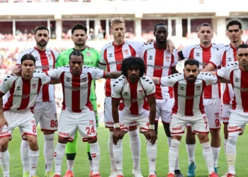 Rei Manaj vulos fitoren e Sivasspor, shqiptari feston si i çmendur golin e tij, me të drejtë (video)