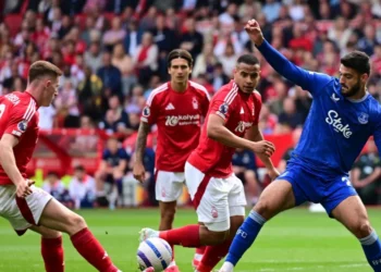 Aston Villa bën detyrën ndaj Southampton dhe nuk i ndahet zonës Champions, Nottingham vë në rrezik sezonin fantastik