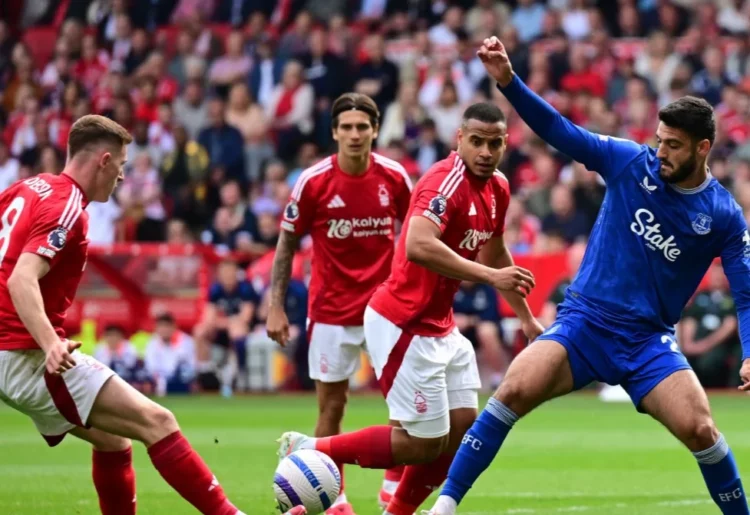 Aston Villa bën detyrën ndaj Southampton dhe nuk i ndahet zonës Champions, Nottingham vë në rrezik sezonin fantastik