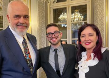 Familja Soros sulmohet edhe nga të vetët: Skandali që trondit Amerikën, fundos Edi Ramën në Shqipëri