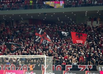 FIFA ndëshkoi Shqipërinë, zbulohet dokumenti me thirrjet diskriminuese të tifozëve kuqezi