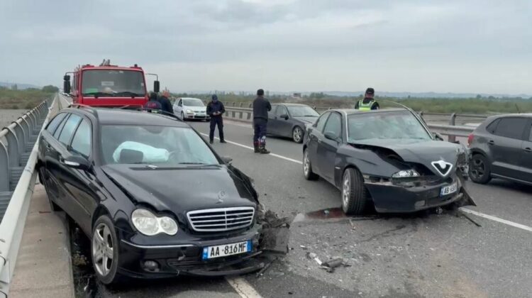 Aksident në aksin Lezhë-Laç, plagoset një prej shoferëve