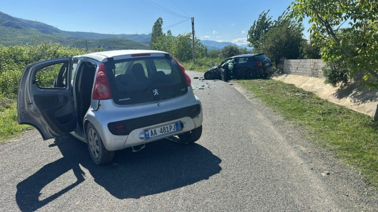 Aksident i rëndë në aksin Lezhë-Manati, plagosen 5 persona