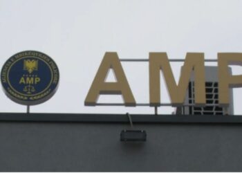 Drejtonte ambulancën në gjendje të dehur, AMP arreston punonjësin e policisë në Vlorë