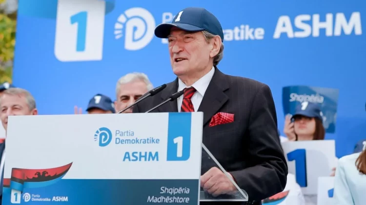 “Mburret bastardi për fotot nudo”, Berisha paralajmëron Ramën: Larg duart nga familjet shqiptare