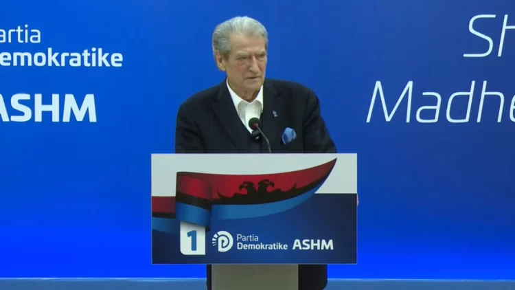 Berisha i përgjigjet Ramës: Blinken është sot non-grata në vendin e tij, skandali Mc Gonigal po zien