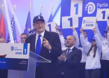 “Janë çyrykë”, Berisha i përgjigjet Ramës: Burrat e Dibrës janë si malet, mjerë ai që i sulmon