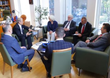 Berisha pret delegacionin e OSBE-së: Bandat kriminale u fuqizuan nga qeveria, Rama po përdor…